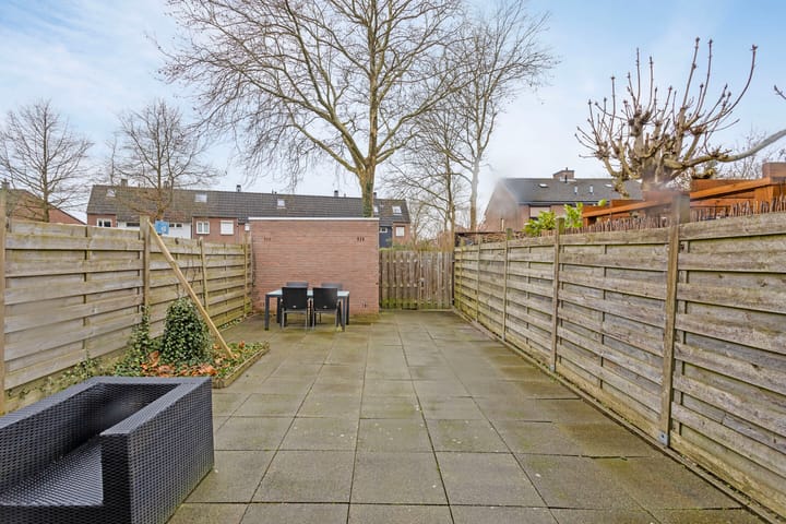 Foto 27 van Triasstraat 9