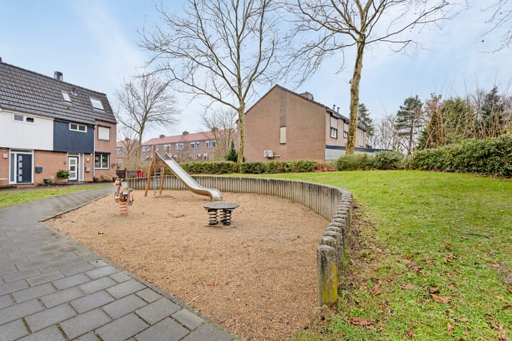 Foto 32 van Triasstraat 9