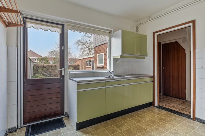 Foto 6 van Trompstraat 28