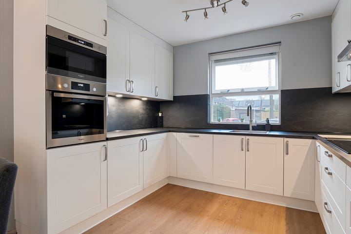 Foto 3 van Wit-geellaan 34