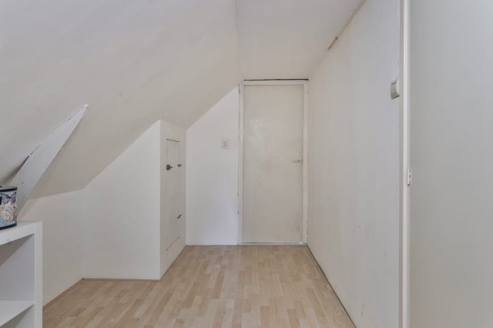 Photo 35 of Broek 50