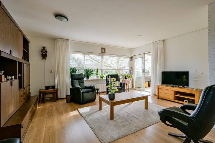 Foto 10 van Bellinistraat 105