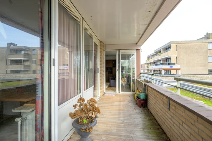 Foto 15 van Bellinistraat 105