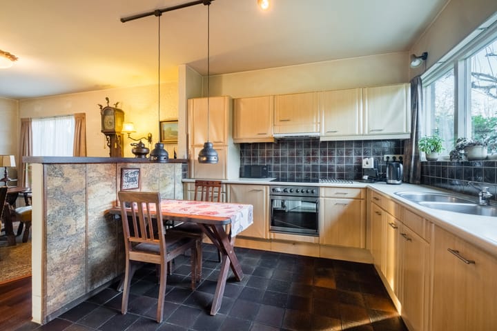 Foto 16 van Mgr de Haasstraat 17