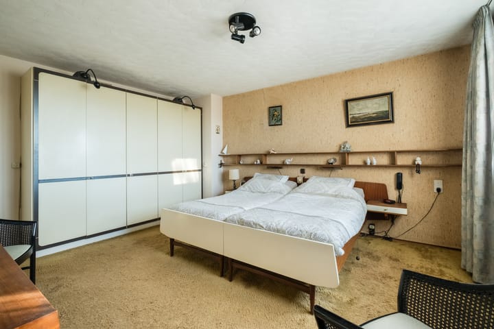 Foto 20 van Mgr de Haasstraat 17