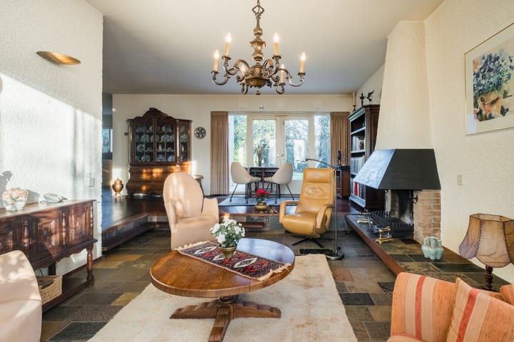 Foto 10 van Mgr de Haasstraat 17