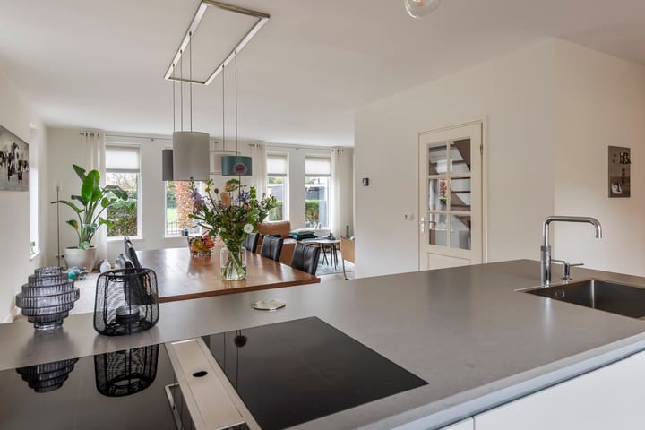 Photo 19 of Mauritsstraat 1