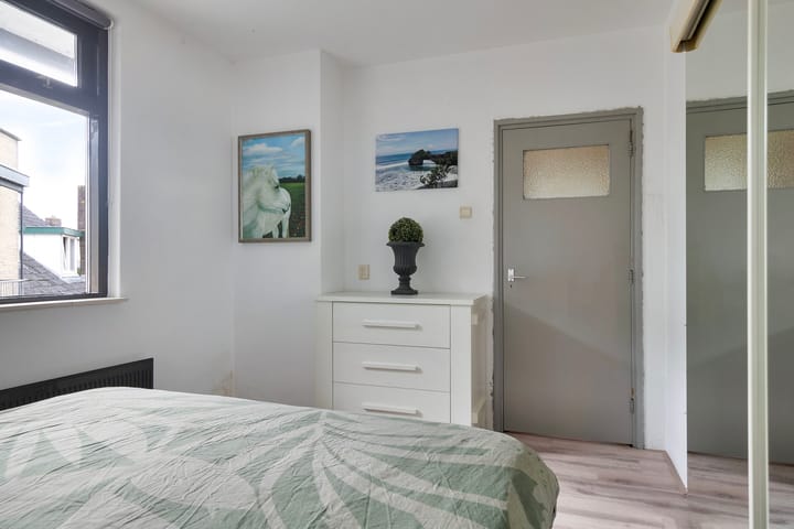 Photo 13 of Torenstraat 41