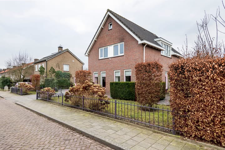 Photo 63 of Mauritsstraat 1