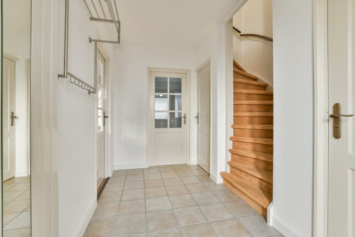 Photo 11 of Voorburgstraat 9