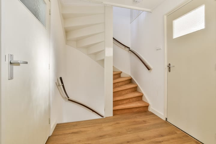 Photo 21 of Voorburgstraat 9