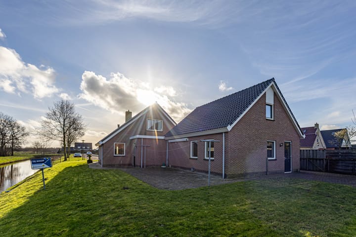 Photo 13 of De Swanneblom 2