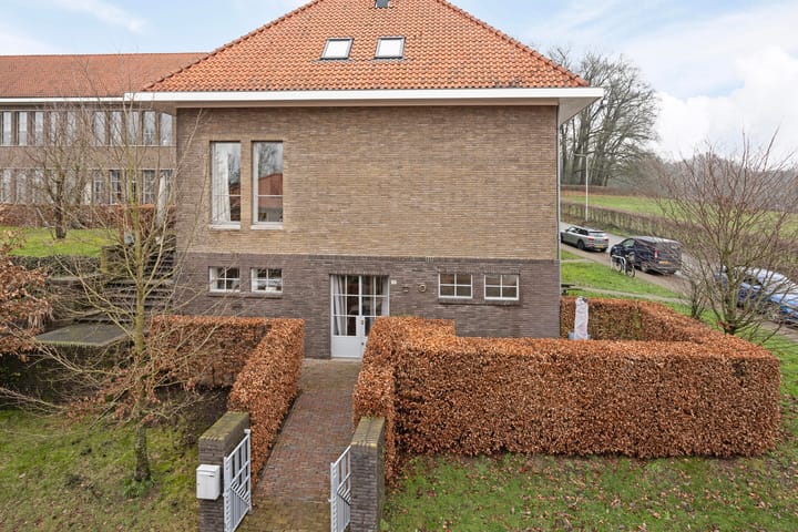 Foto 45 van Heselbergherweg 13