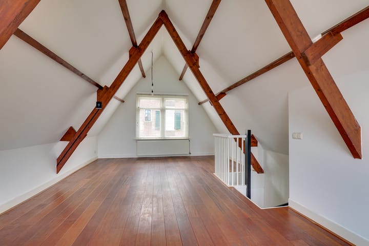 Foto 10 van Sint Nicolaasstraat 2