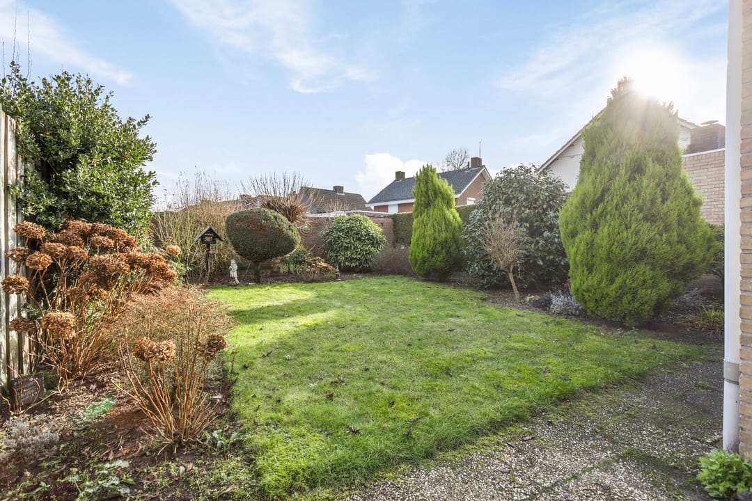 Foto 32 van Bisschop van Mierlostraat 110