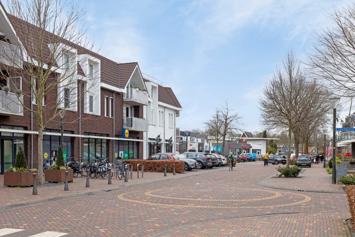 Foto 41 van Bisschop van Mierlostraat 110