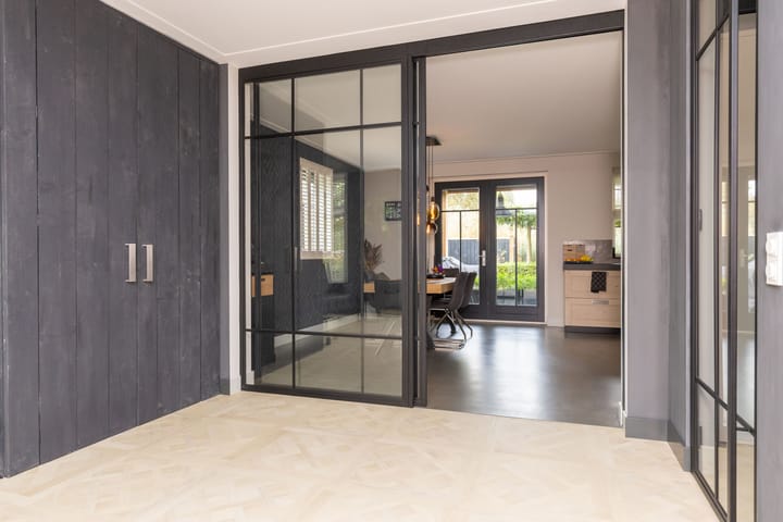 Foto 12 van De Rode Eenhoorn 10