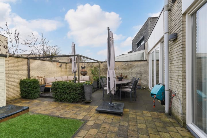 Foto 27 van De Statie 9