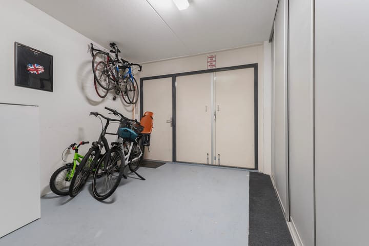 Foto 24 van De Statie 9