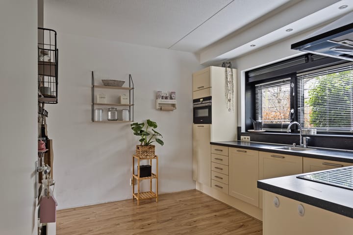 Foto 10 van Charles Leickertweg 3