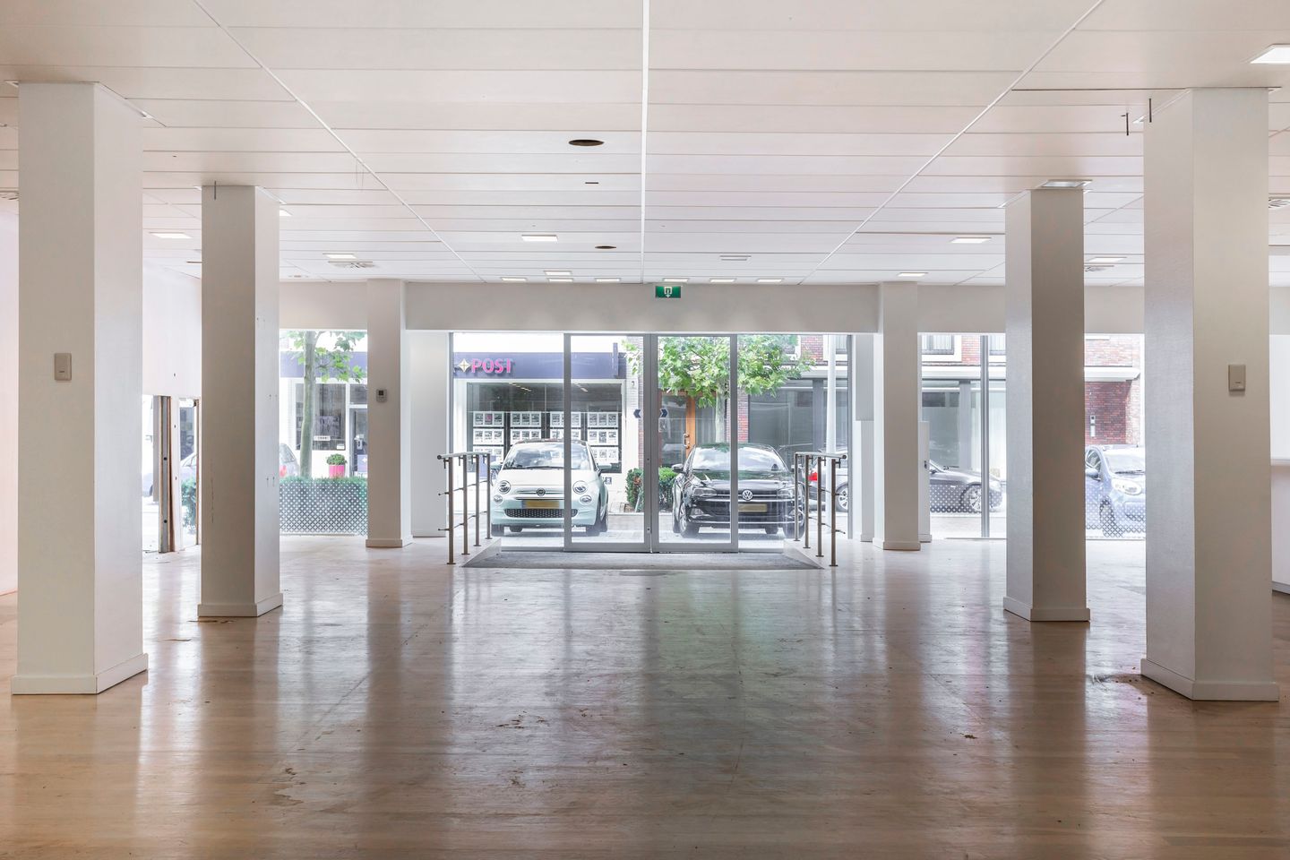 View photo 3 of Enschedesestraat 54