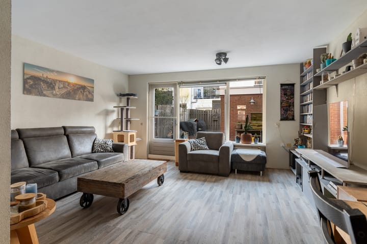 Foto 3 van 2e Maasbosstraat 8