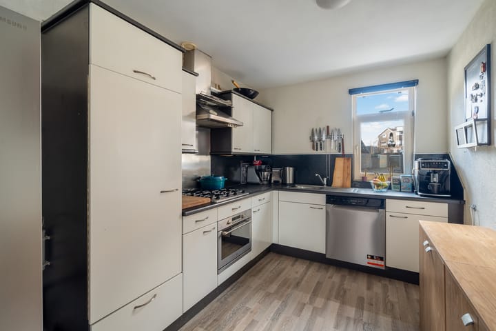 Foto 4 van 2e Maasbosstraat 8