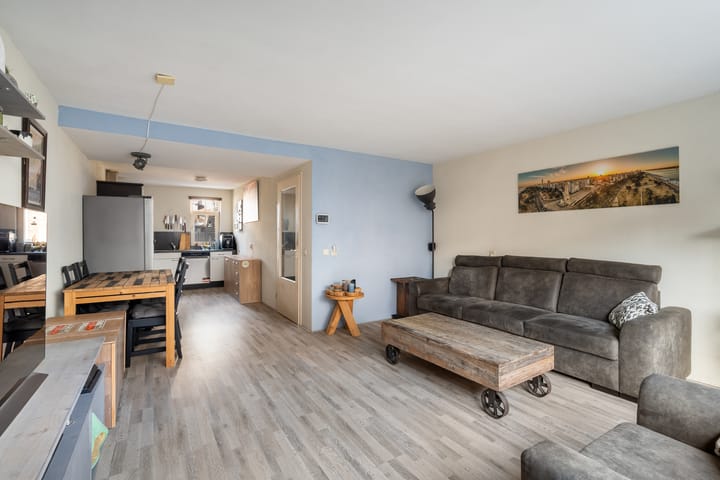 Foto 7 van 2e Maasbosstraat 8