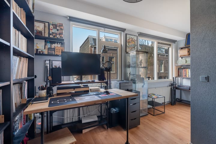 Foto 22 van 2e Maasbosstraat 8