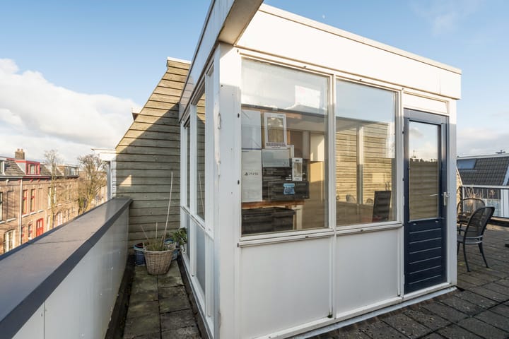 Foto 32 van 2e Maasbosstraat 8