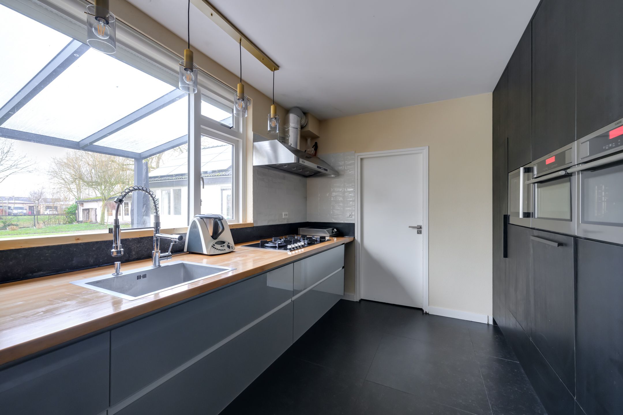 Foto 21 van Dennenlaan 1