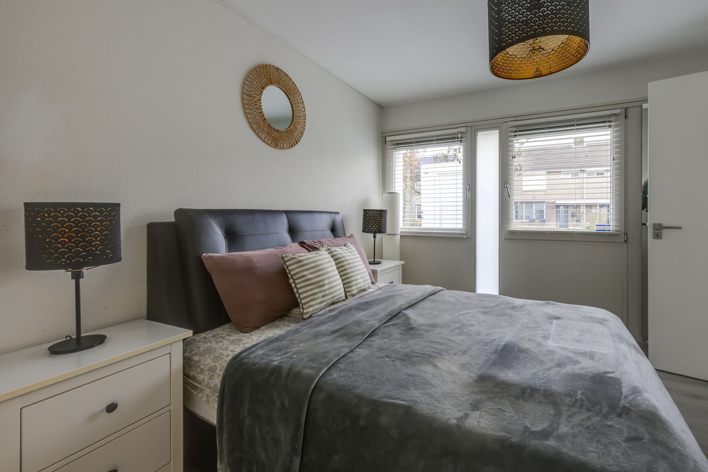 Foto 29 van Dennenlaan 1