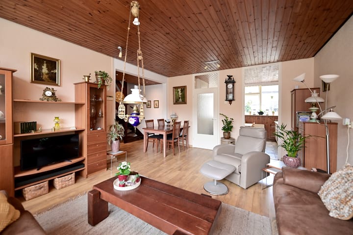 Foto 7 van Middelwaarde 8