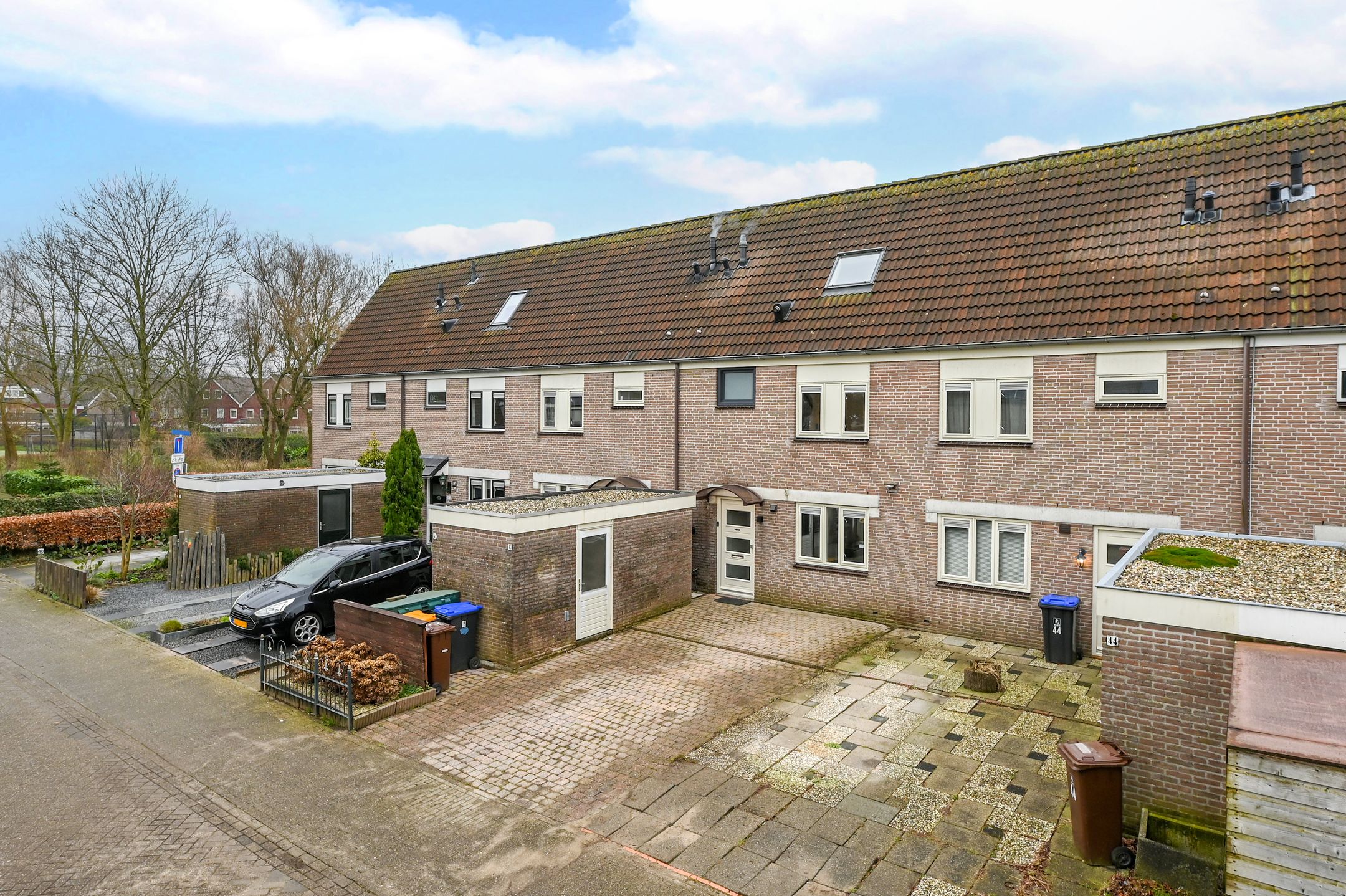 Foto 39 van Hunthum 43