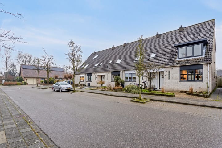 Foto 2 van Elstarstraat 43