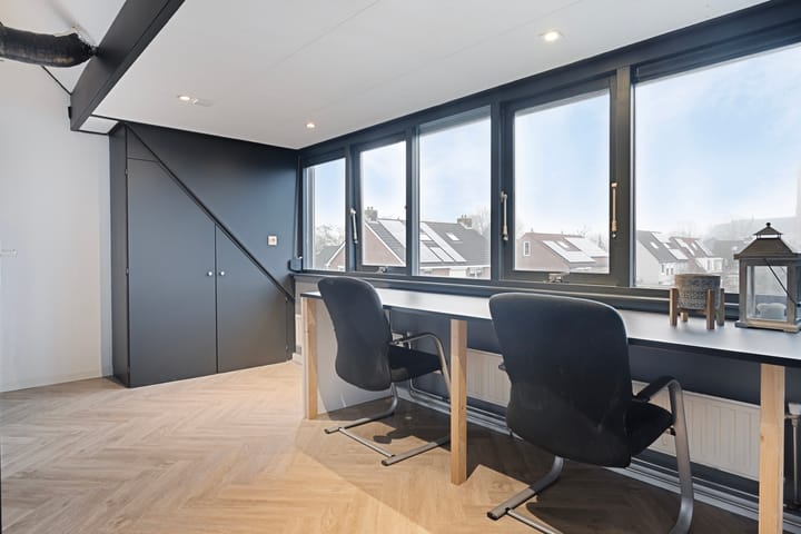 Foto 22 van Elstarstraat 43