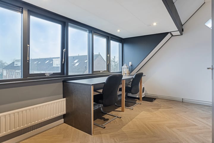 Foto 23 van Elstarstraat 43