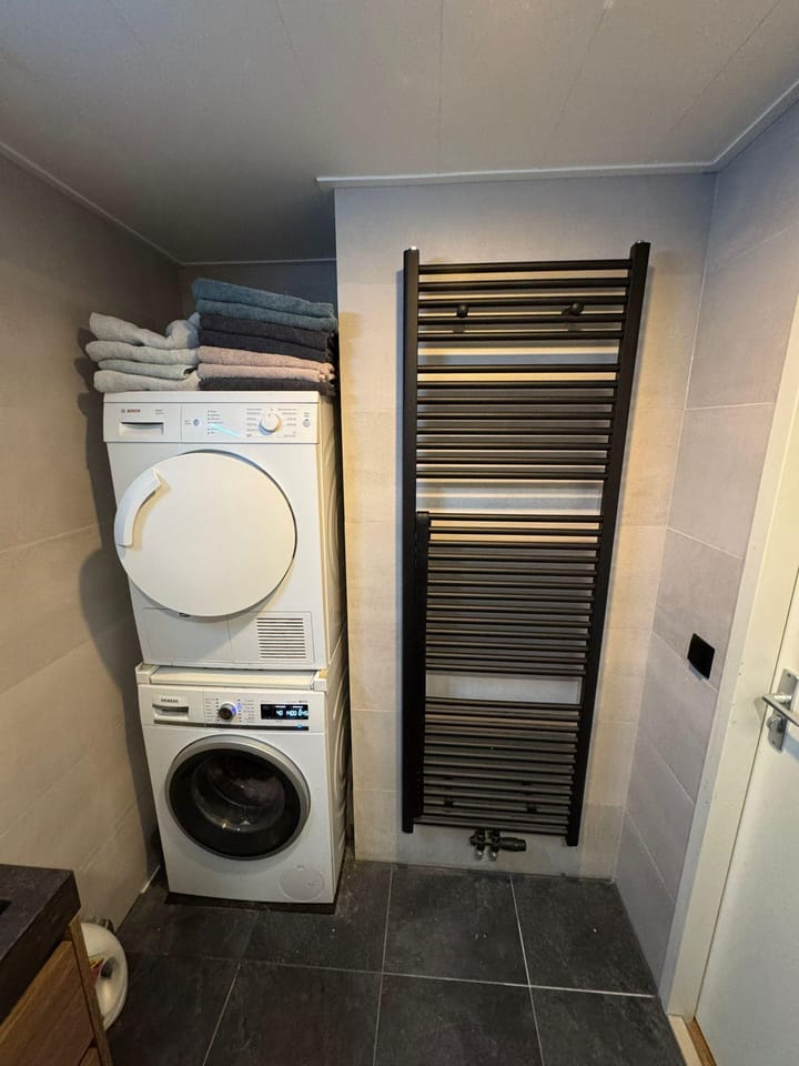 Foto 9 van Akropolishof 100