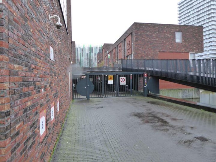 Foto 23 van Akropolishof 100