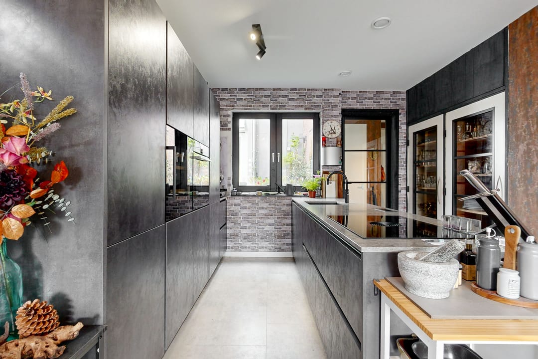 Foto 17 van Van Aostastraat 1-E