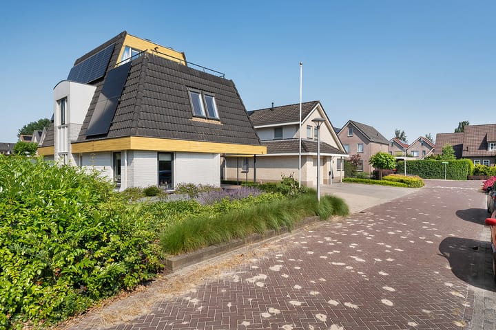 Foto 5 van van Ostadestraat 92