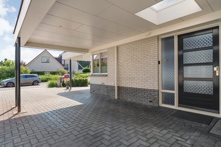 Foto 9 van van Ostadestraat 92