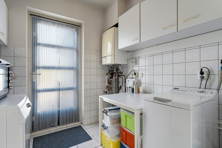 Foto 23 van van Ostadestraat 92