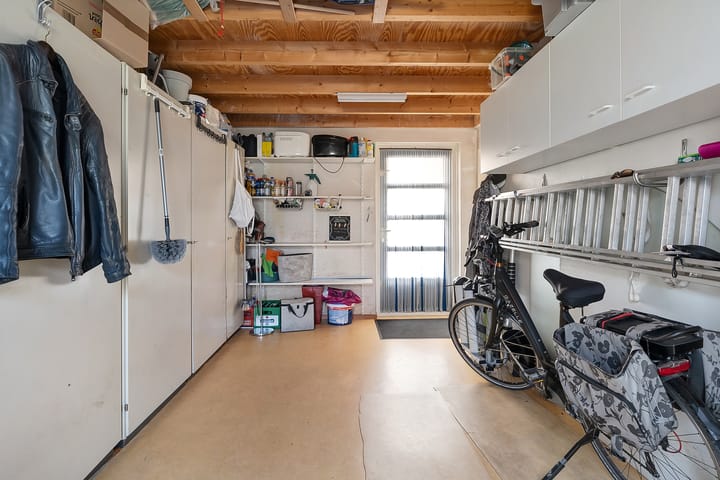 Foto 25 van van Ostadestraat 92