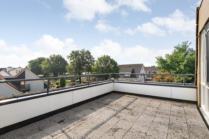 Foto 48 van van Ostadestraat 92