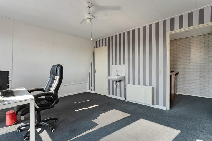 Foto 49 van van Ostadestraat 92