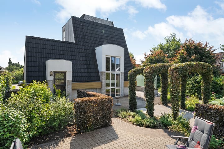 Foto 57 van van Ostadestraat 92