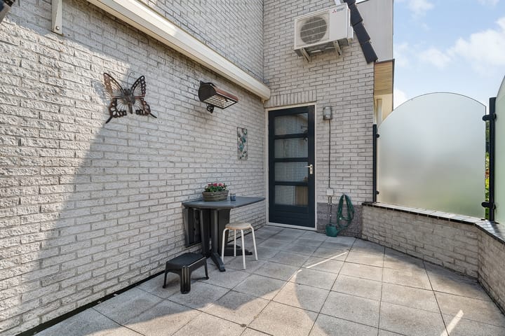 Foto 54 van van Ostadestraat 92