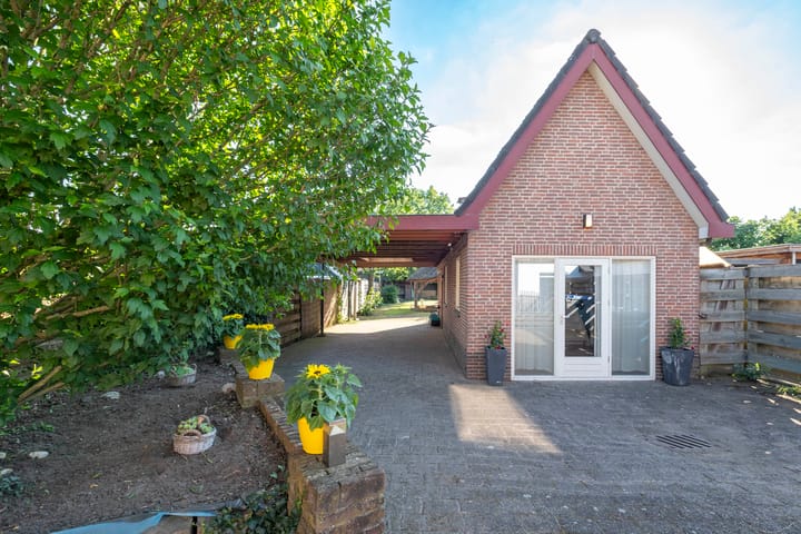 Foto 2 van 1e Wormenseweg 110