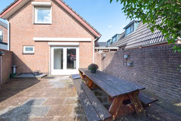 Foto 44 van 1e Wormenseweg 110